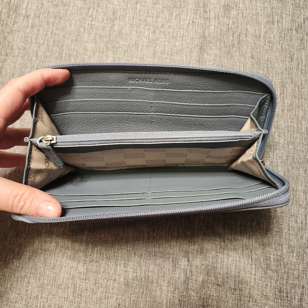 Michael Kors Large Continental Zip Wallet- Sky Blue W/Silver Accents - Picture 8 of 10